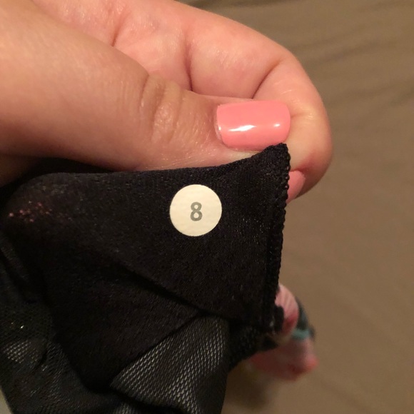 SOLD!! Flower lululemon sports bra - Picture 3 of 3